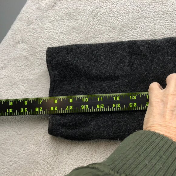 Fjäll Woman's Sweater Medium Wool Blend Pullover Made in the USA - Picture 8 of 14